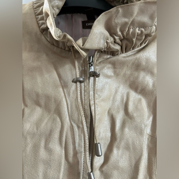 Danier women’s leather/suede jacket - Picture 5 of 11